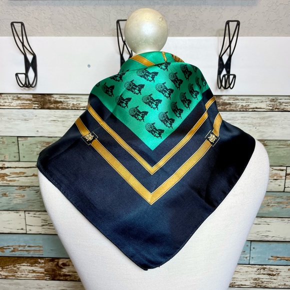Vintage Green Silk Scarf w/ Horse & Gig Carriage Silhouette Navy & Gold Border - Picture 7 of 11